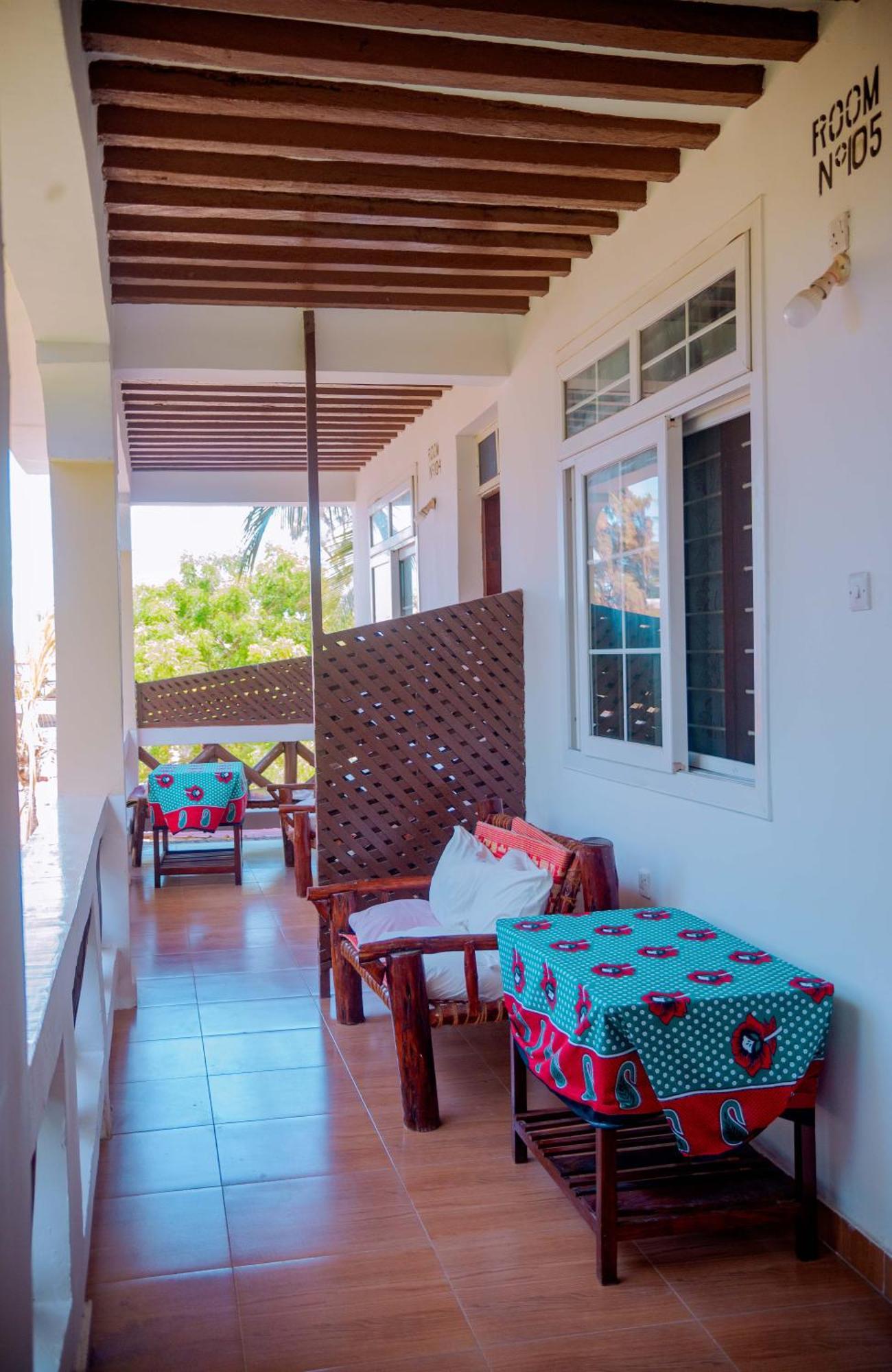 Baraka Beach Bungalows Нунгви Екстериор снимка