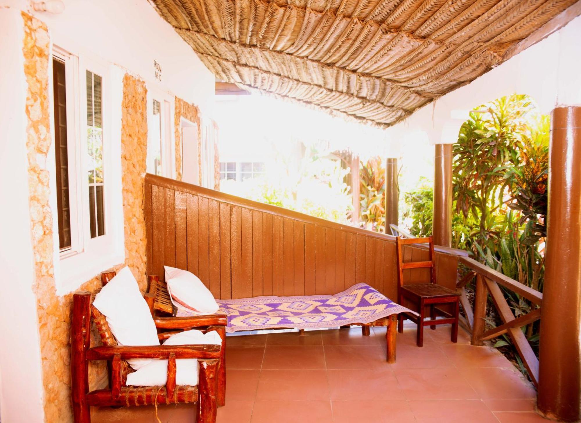 Baraka Beach Bungalows Нунгви Екстериор снимка