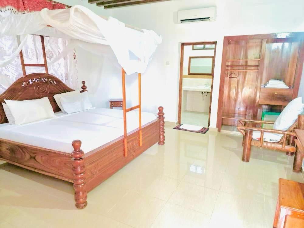 Baraka Beach Bungalows Нунгви Екстериор снимка