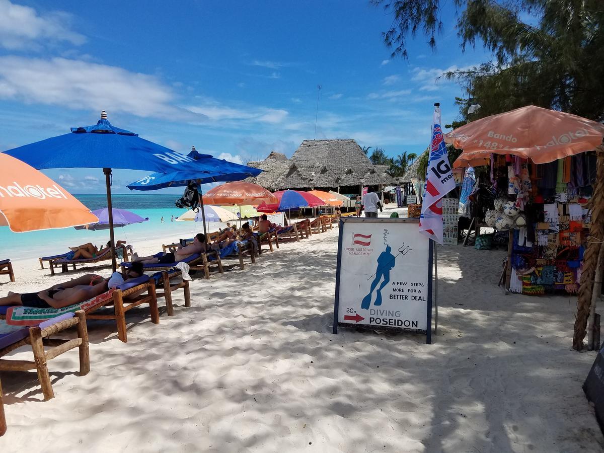 Baraka Beach Bungalows Нунгви Екстериор снимка